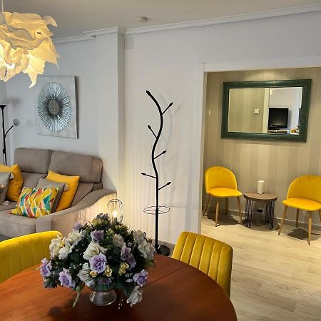 Apartamenticos La Paz I Сарагоса Екстериор снимка