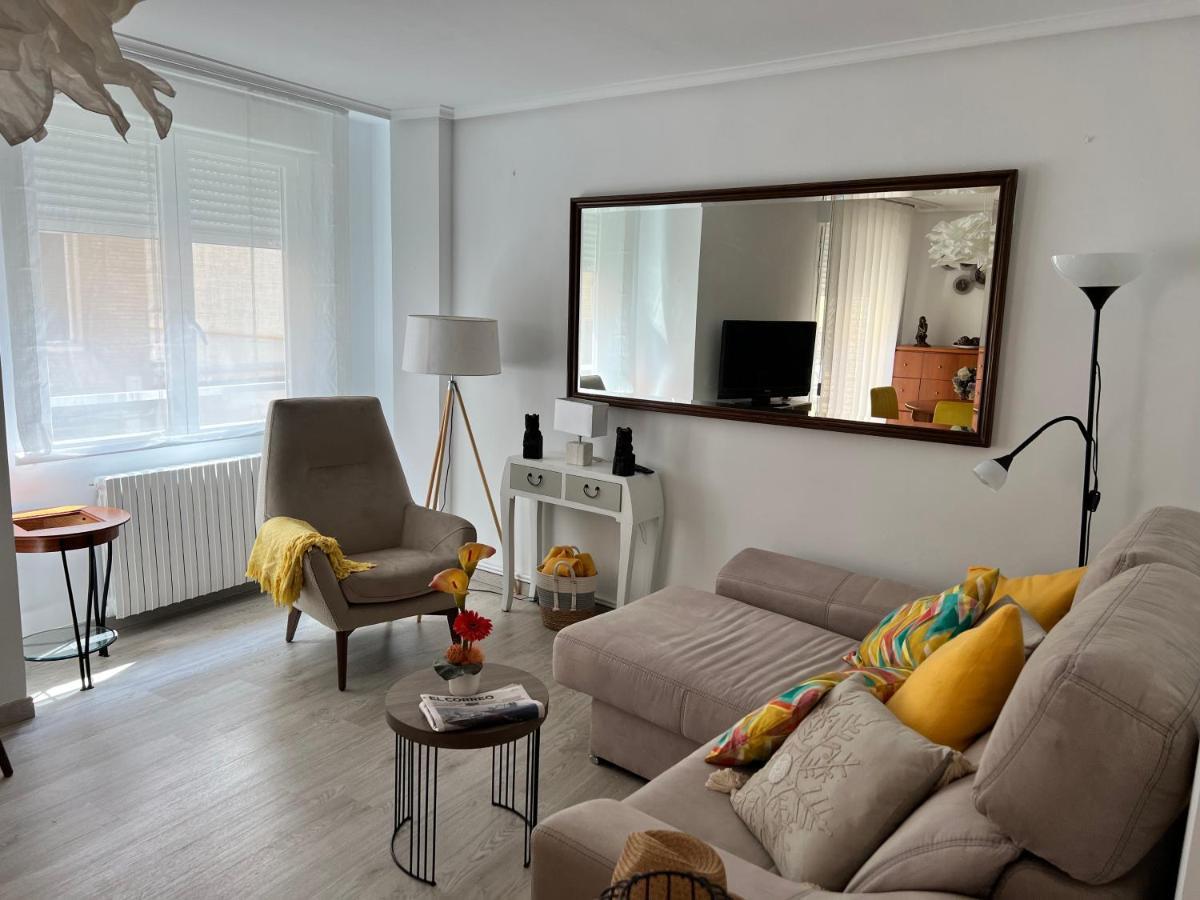 Apartamenticos La Paz I Сарагоса Екстериор снимка