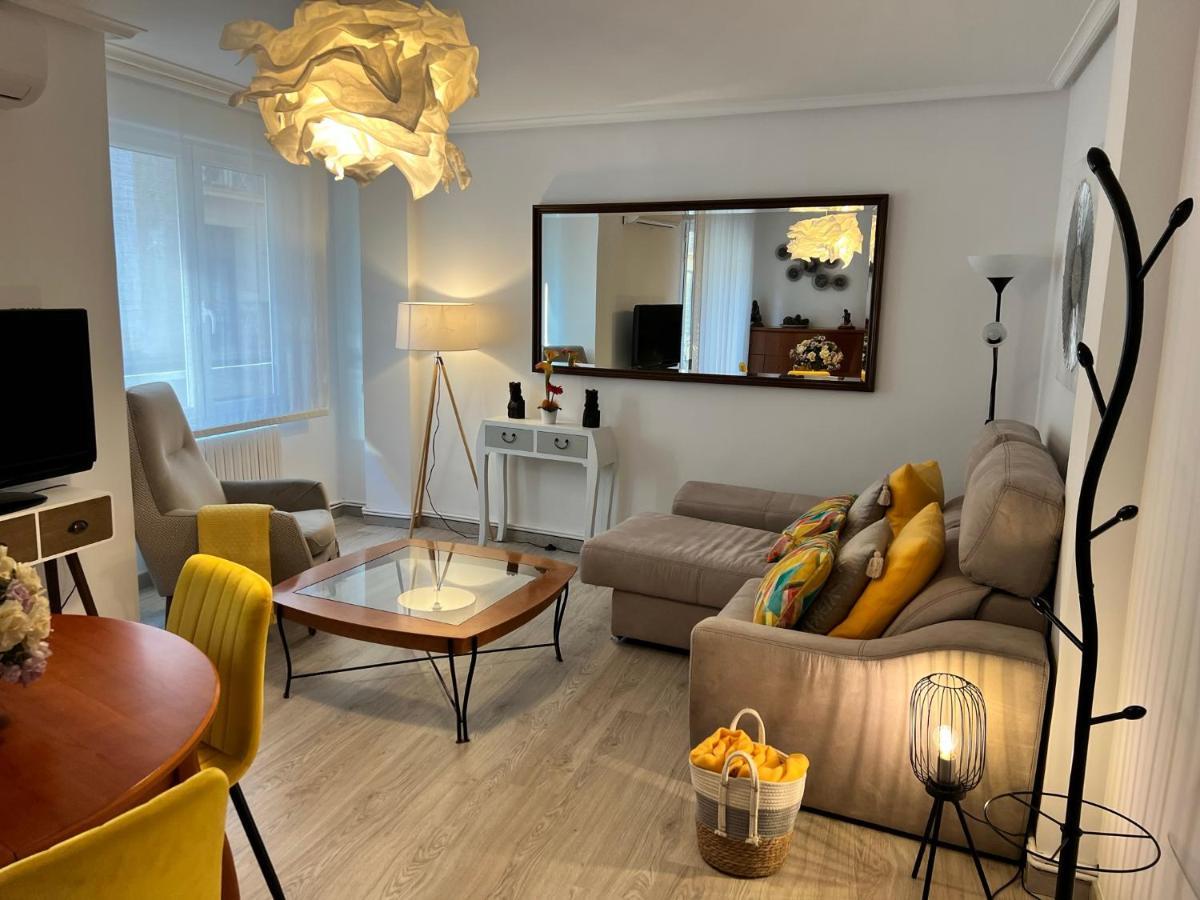 Apartamenticos La Paz I Сарагоса Екстериор снимка