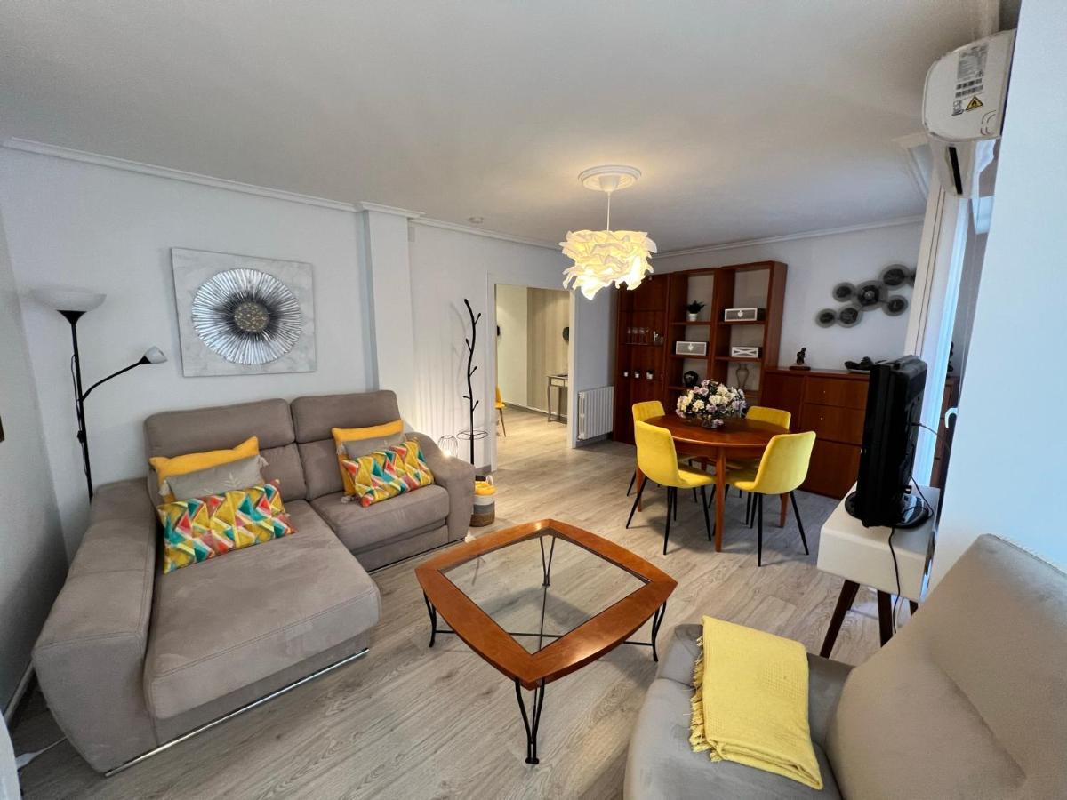 Apartamenticos La Paz I Сарагоса Екстериор снимка