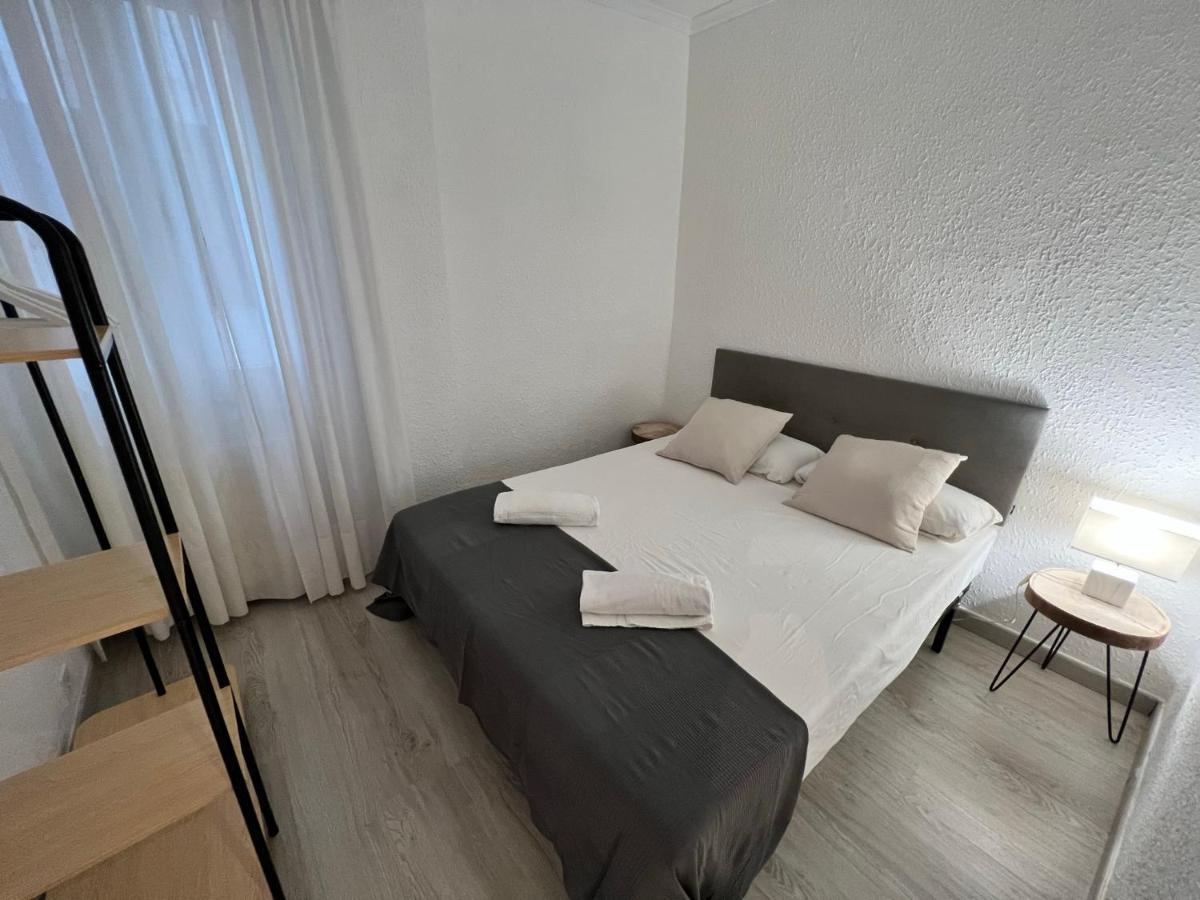 Apartamenticos La Paz I Сарагоса Екстериор снимка