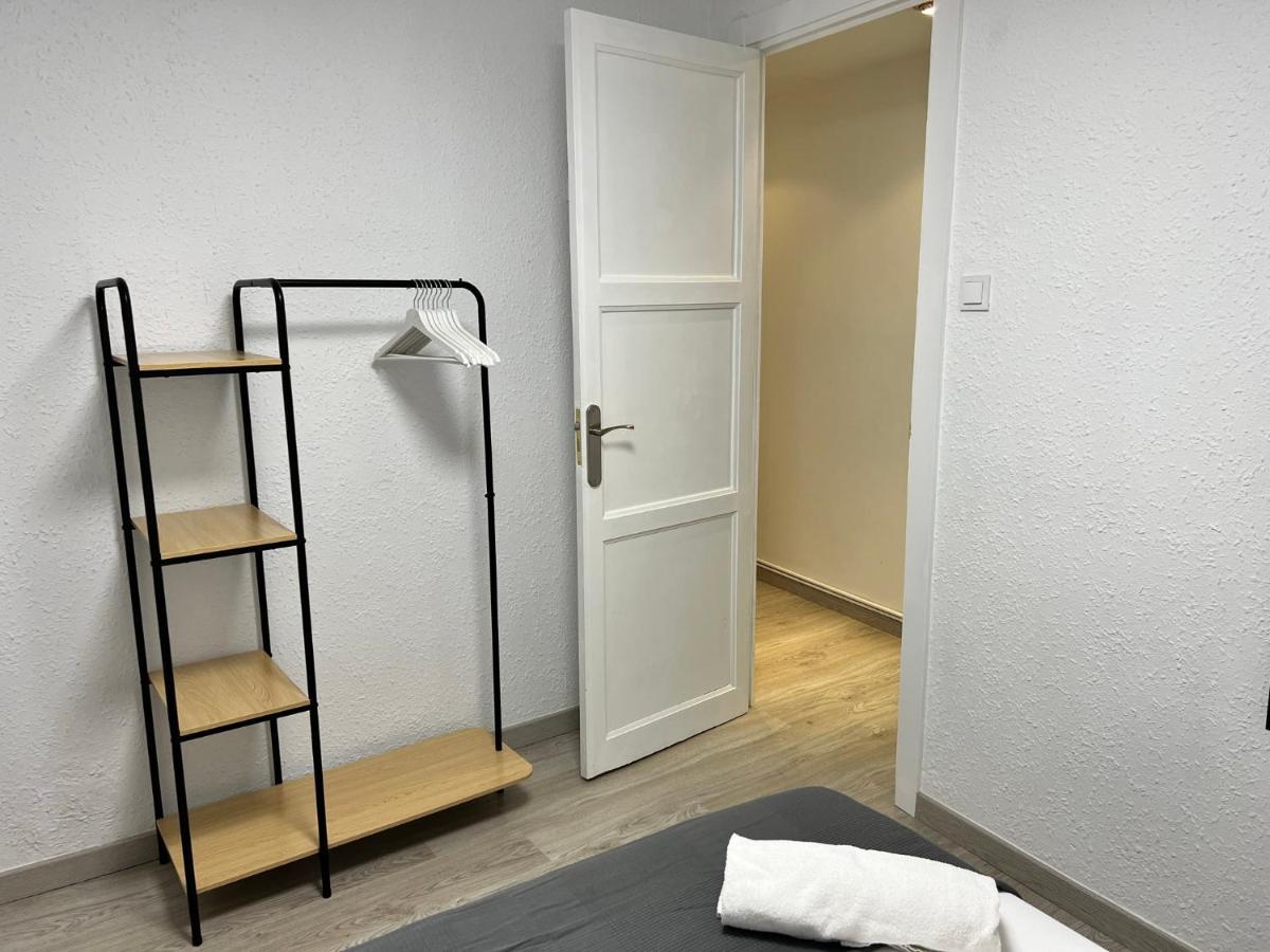 Apartamenticos La Paz I Сарагоса Екстериор снимка