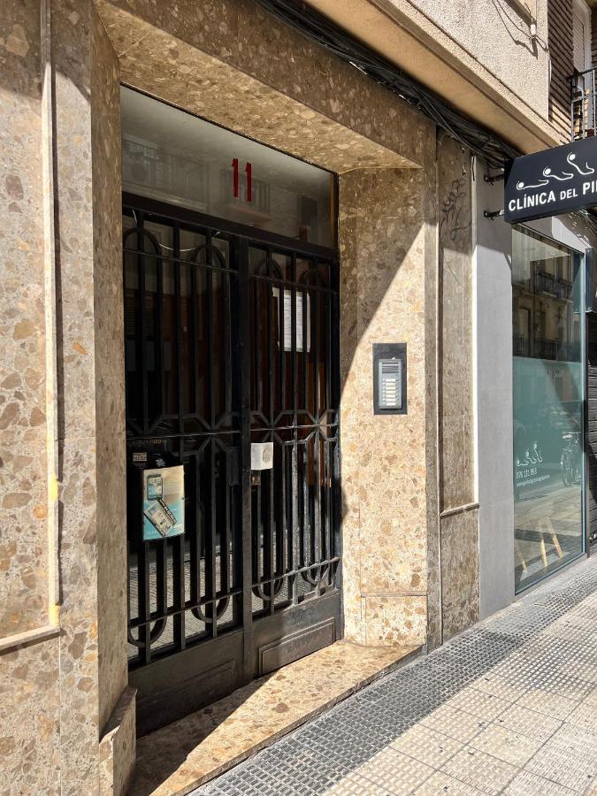 Apartamenticos La Paz I Сарагоса Екстериор снимка